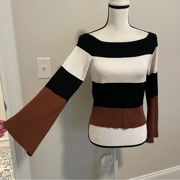 NWOT SHEIN sweater - Picture 3 of 6